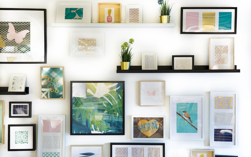 The perfect gallery wall! We show you how to do it!