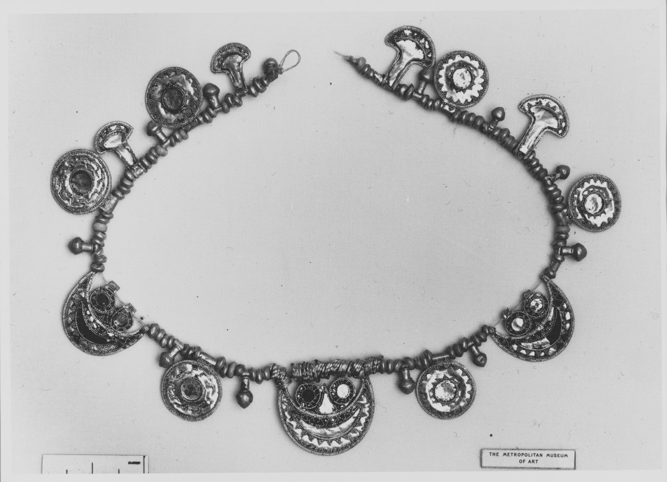 Historische Goldkette mit Amber-Einlagen aus der Sammlung des Metropolitan Museum of Art