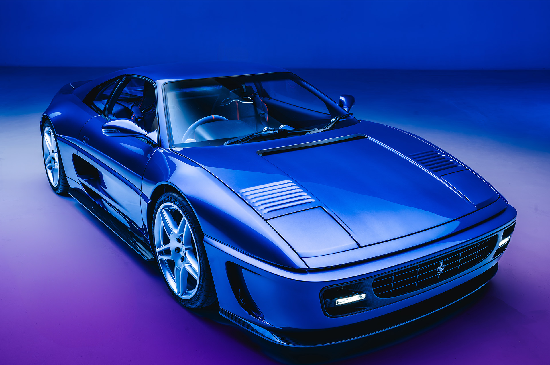 The 355 by Evoluto in front three-quarter view, studio shot