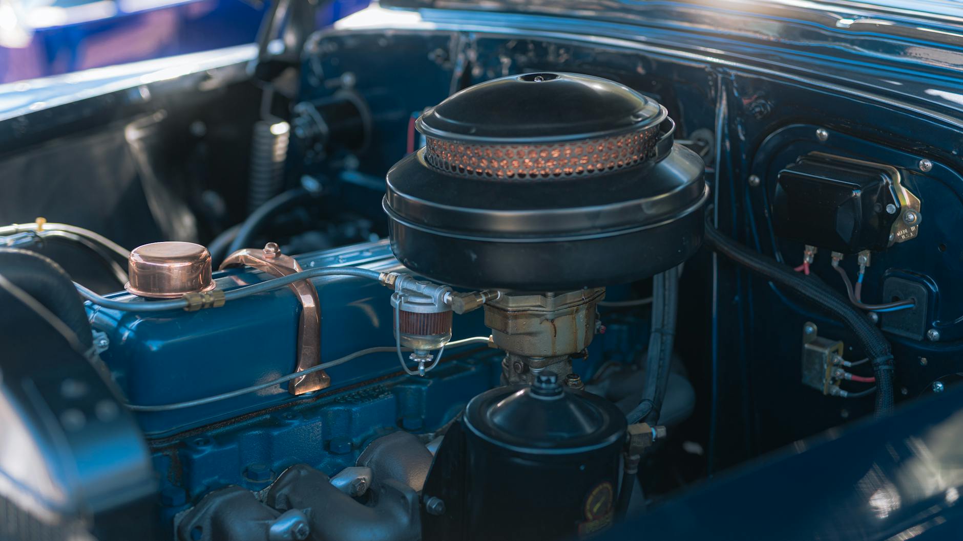 Der Nord-Motor offenbart beim Blick in den Motorraum, was Alfaholics unter Vorbereitung versteht.